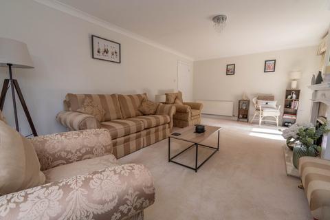 3 bedroom detached bungalow for sale, Orchard Close, Fakenham, NR21