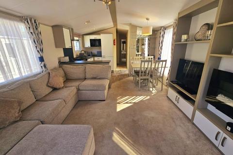 3 bedroom park home for sale, Rockley Park, Gorse Hill, Poole, BH15
