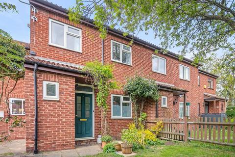 7 Ovett Close, Upper Norwood, London, SE19 3RX