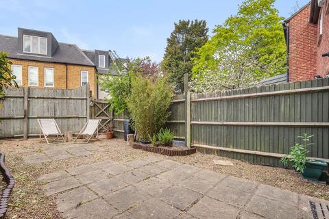 7 Ovett Close, Upper Norwood, London, SE19 3RX