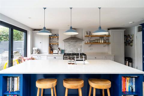5 bedroom terraced house for sale, Natal Road, London, SW16