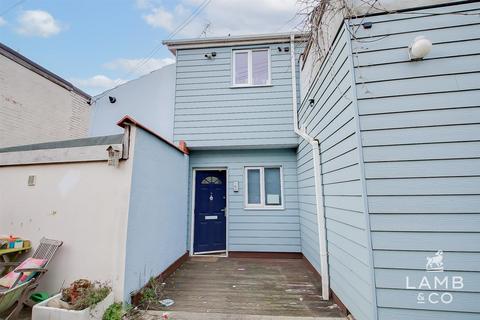 Property for sale, High Street, Walton On The Naze CO14