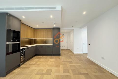 1 bedroom flat to rent, 4 Merino Gardens, London, E1W