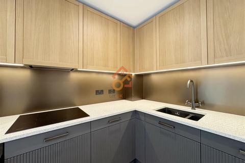 1 bedroom flat to rent, 4 Merino Gardens, London, E1W