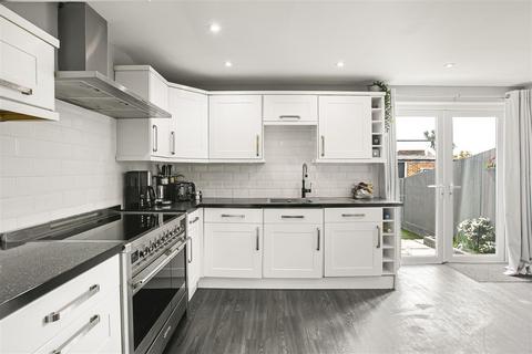 120 Oldfields Road, Sutton, SM1 2NN