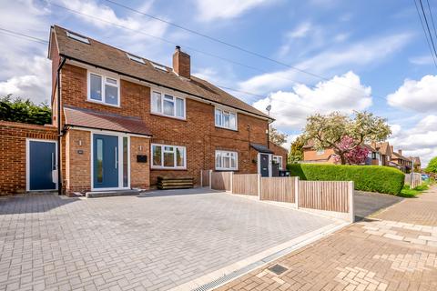 81 Imperial Way, Chislehurst, BR7 6JR