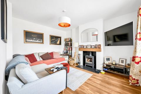 81 Imperial Way, Chislehurst, BR7 6JR