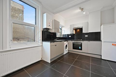 3 bedroom flat to rent, Churchfield Road, Acton, W3