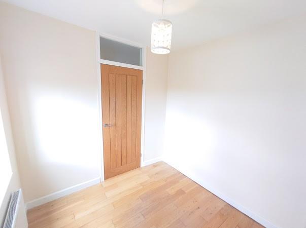 Larkfield bed 3.jpg