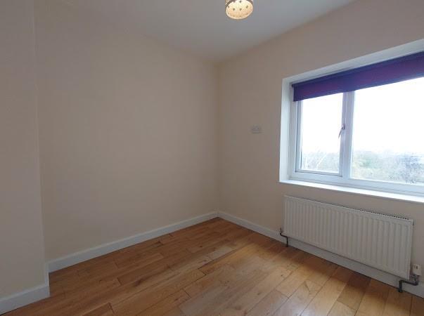 Larkfield bedroom 3.jpg