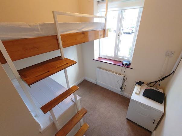 Larkfield bedroom.jpg