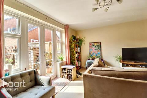 3 bedroom terraced house for sale, Tantallus Way, Newport