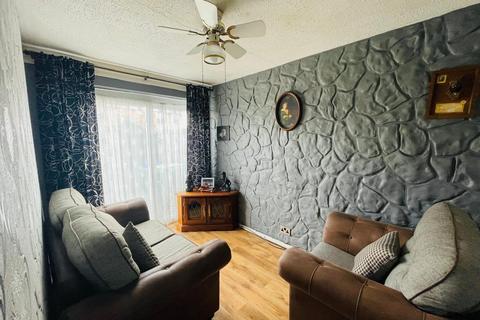 3 bedroom semi-detached house for sale, Powis Avenue, Tipton, DY4
