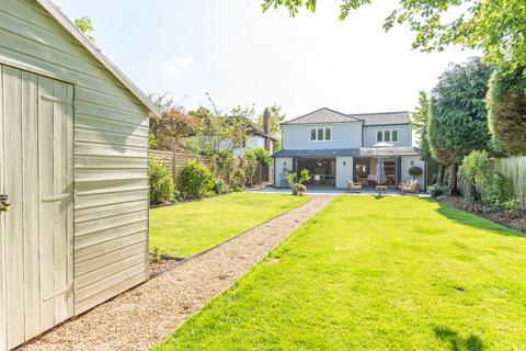 undefined, Sidney Road, WALTON-ON-THAMES, KT12