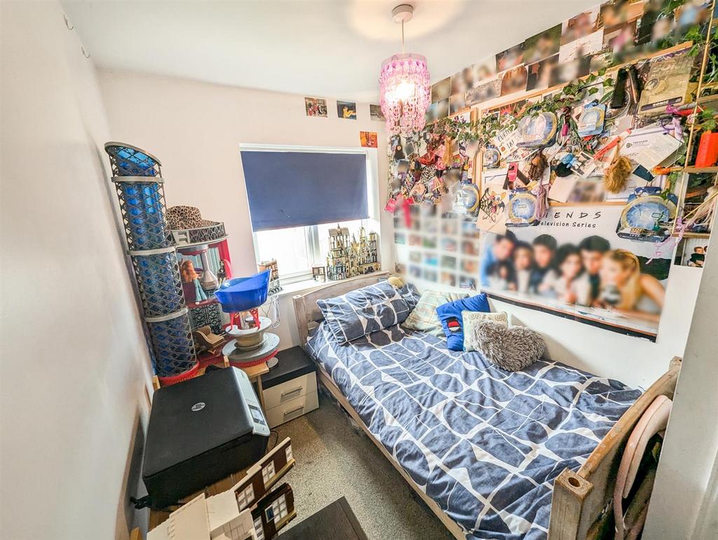 PXL 20250426 112044792.RAW-01.COVER.jpg