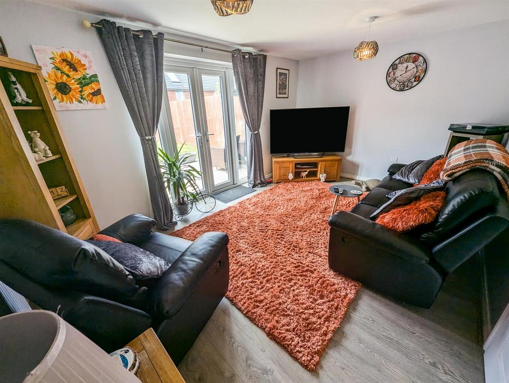 PXL 20250426 110956735.RAW-01.COVER.jpg