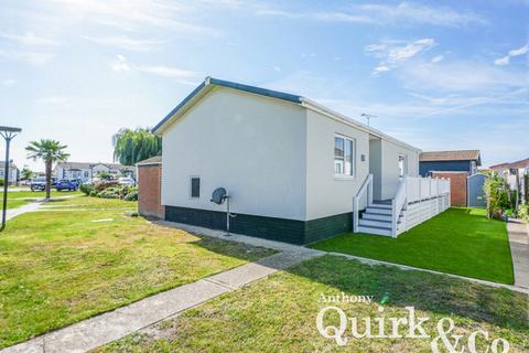 2 bedroom park home for sale, Creek Road, CANVEY ISLAND, SS8