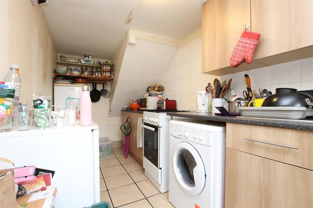 Kitchen.JPG