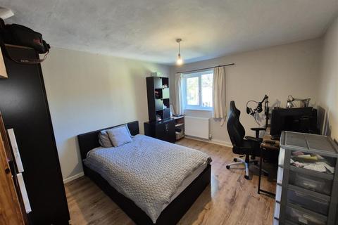 269 Exhall Close, Church Hill, Redditch, B98 9JD