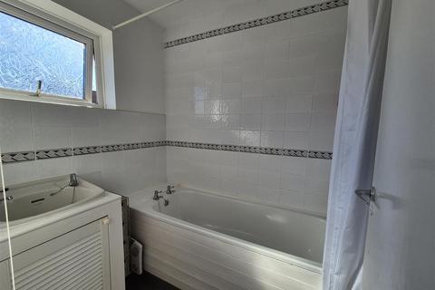 269 Exhall Close, Church Hill, Redditch, B98 9JD