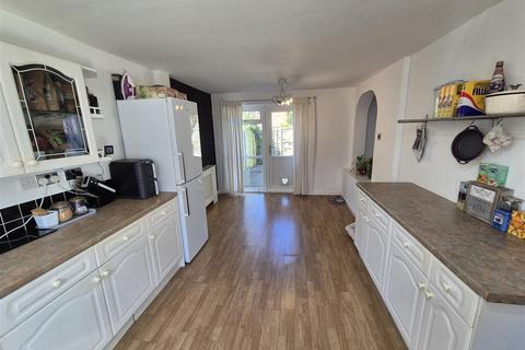 269 Exhall Close, Church Hill, Redditch, B98 9JD