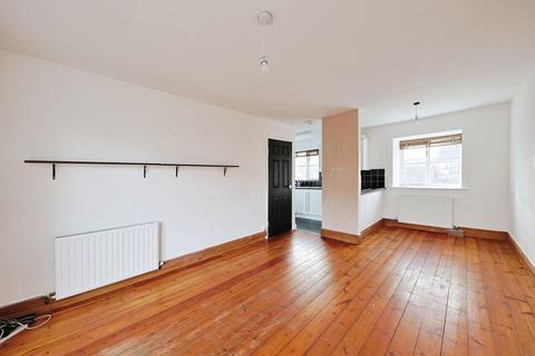 6 Halyard Croft, Hull, HU1 2EP