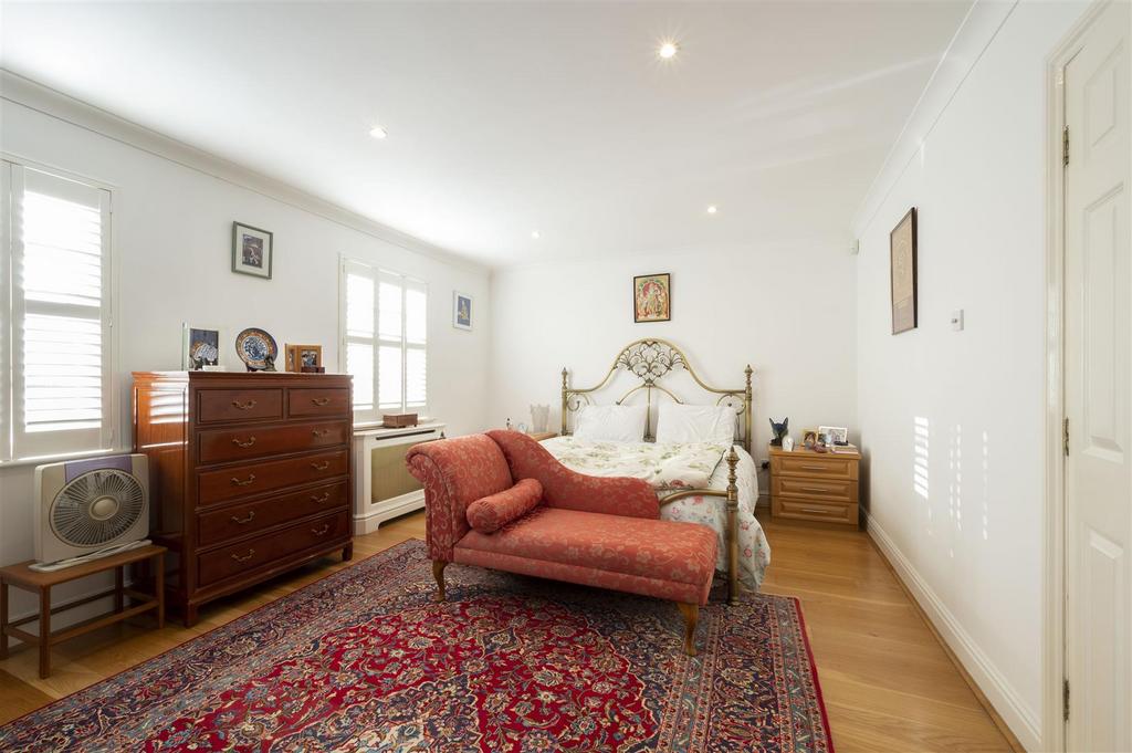 5 Rydon Mews,17.jpg
