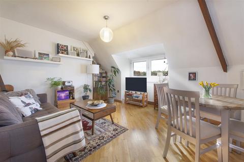 South End Close, Hampstead Heath, NW3