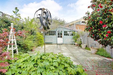 67 King Edwards Road, Enfield, EN3 7DA
