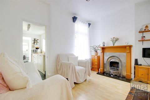 67 King Edwards Road, Enfield, EN3 7DA