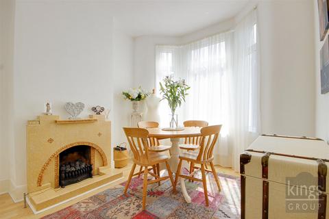 67 King Edwards Road, Enfield, EN3 7DA