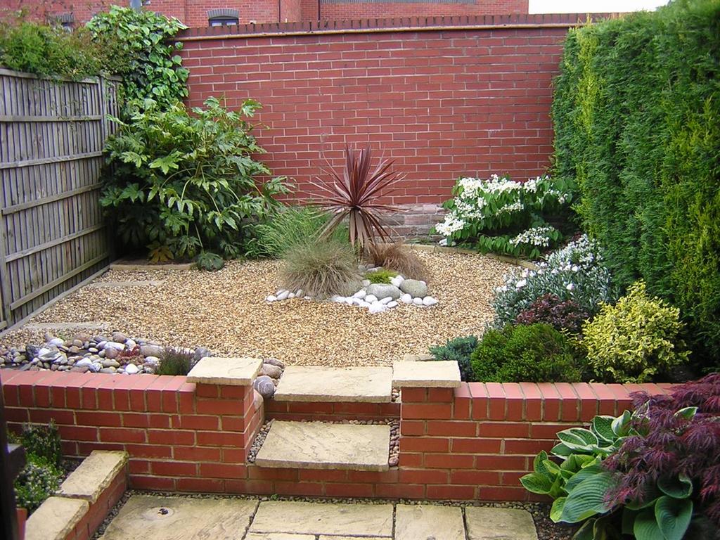 32 Ausatin Edwards Garden.JPG
