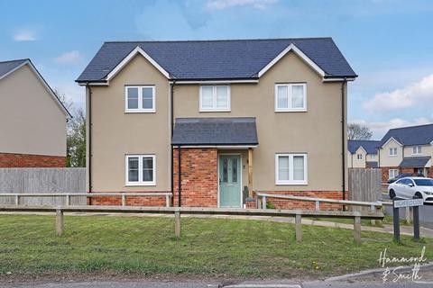 3 bedroom detached house for sale, Highfield Close, Harlow CM17