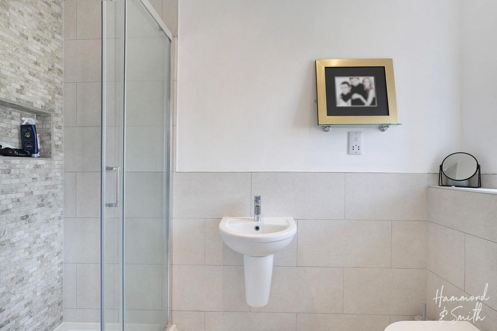 Ensuite Shower Room