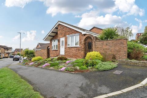 3 bedroom detached bungalow for sale, Haven Chase, Cookridge, Leeds