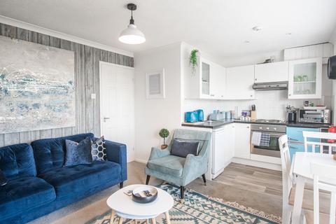 2 bedroom flat for sale, Hunstanton