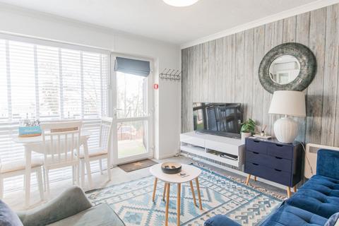 2 bedroom flat for sale, Hunstanton