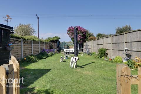 15 Danes Drive, Leysdown On Sea, Sheerness, ME12 4AJ