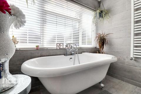 15 Danes Drive, Leysdown On Sea, Sheerness, ME12 4AJ