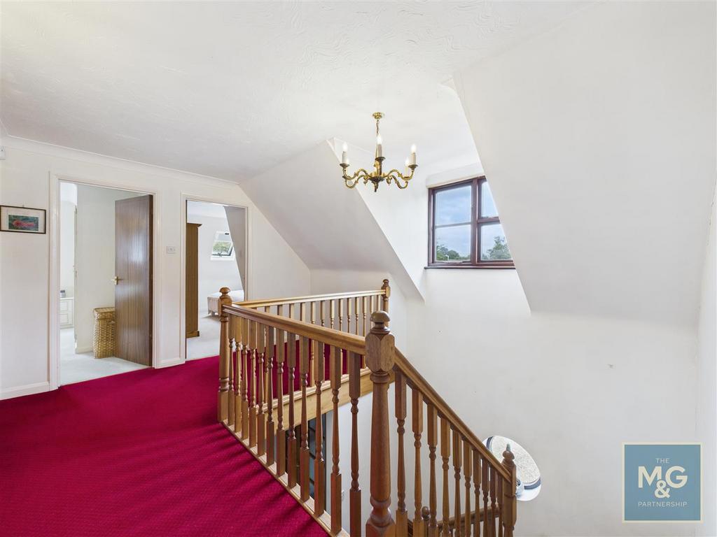 Stairs/Landing