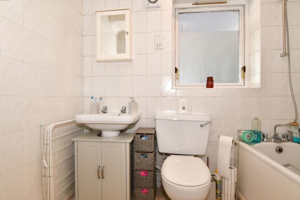 Romany Court bath...