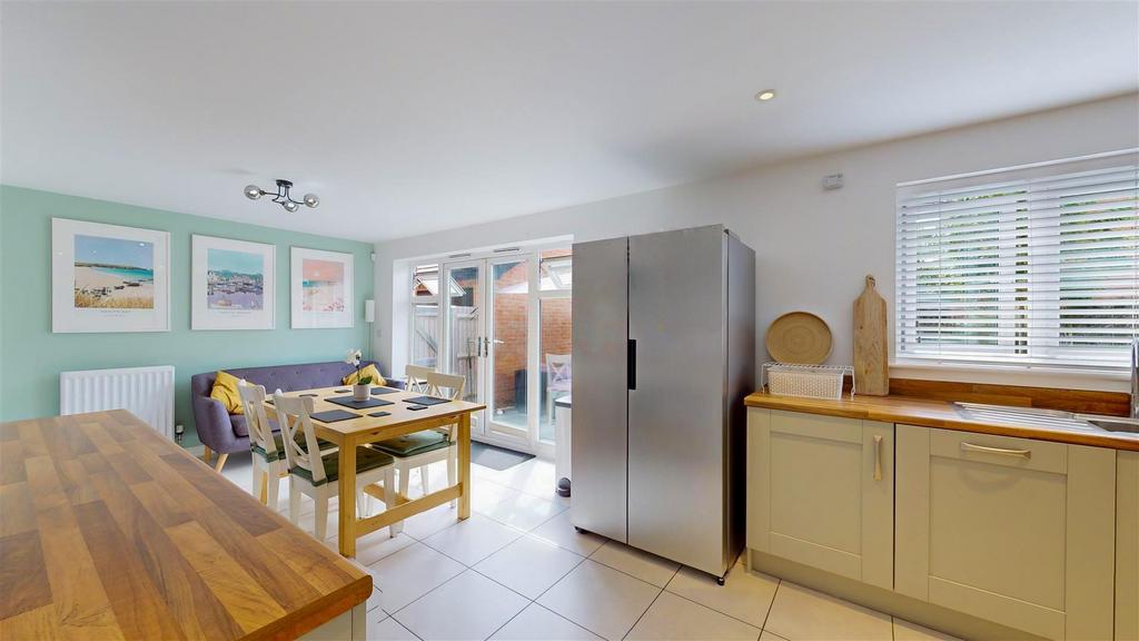 Kitchen dining family room