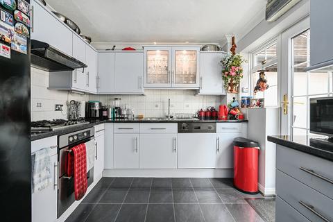 3 bedroom link detached house for sale, Hailsham BN27
