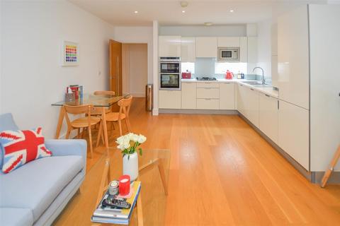 2 bedroom apartment for sale, Albert Court, The Galleries, Warley, Brentwood