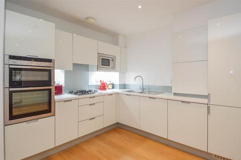 2 bedroom apartment for sale, Albert Court, The Galleries, Warley, Brentwood