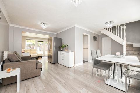 59 Constance Close, Witham, CM8 1XL