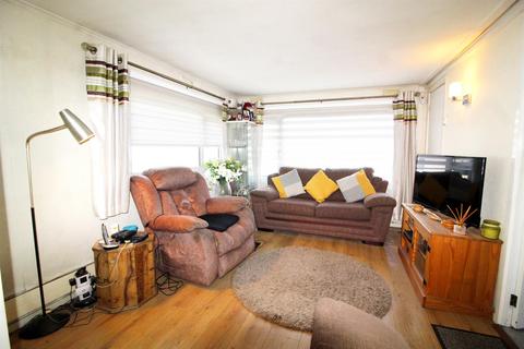 2 bedroom mobile home for sale, Barnet Road, Barnet EN5