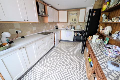 3 bedroom cottage for sale, Carmel, Llanelli, SA14 7SG