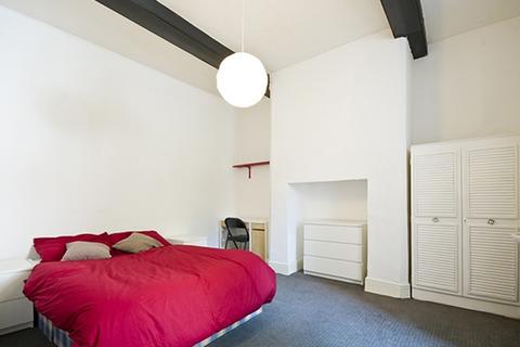 1 bedroom ground floor flat to rent, Forest Road West, Nottingham NG7