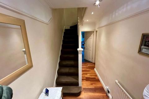 237 Waltham Way, London, E4 8AQ